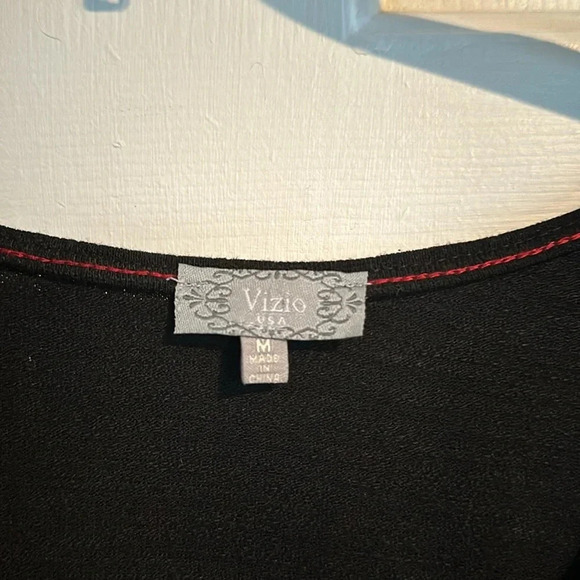 Vizio Tunic Black Top Size Medium - Picture 3 of 4